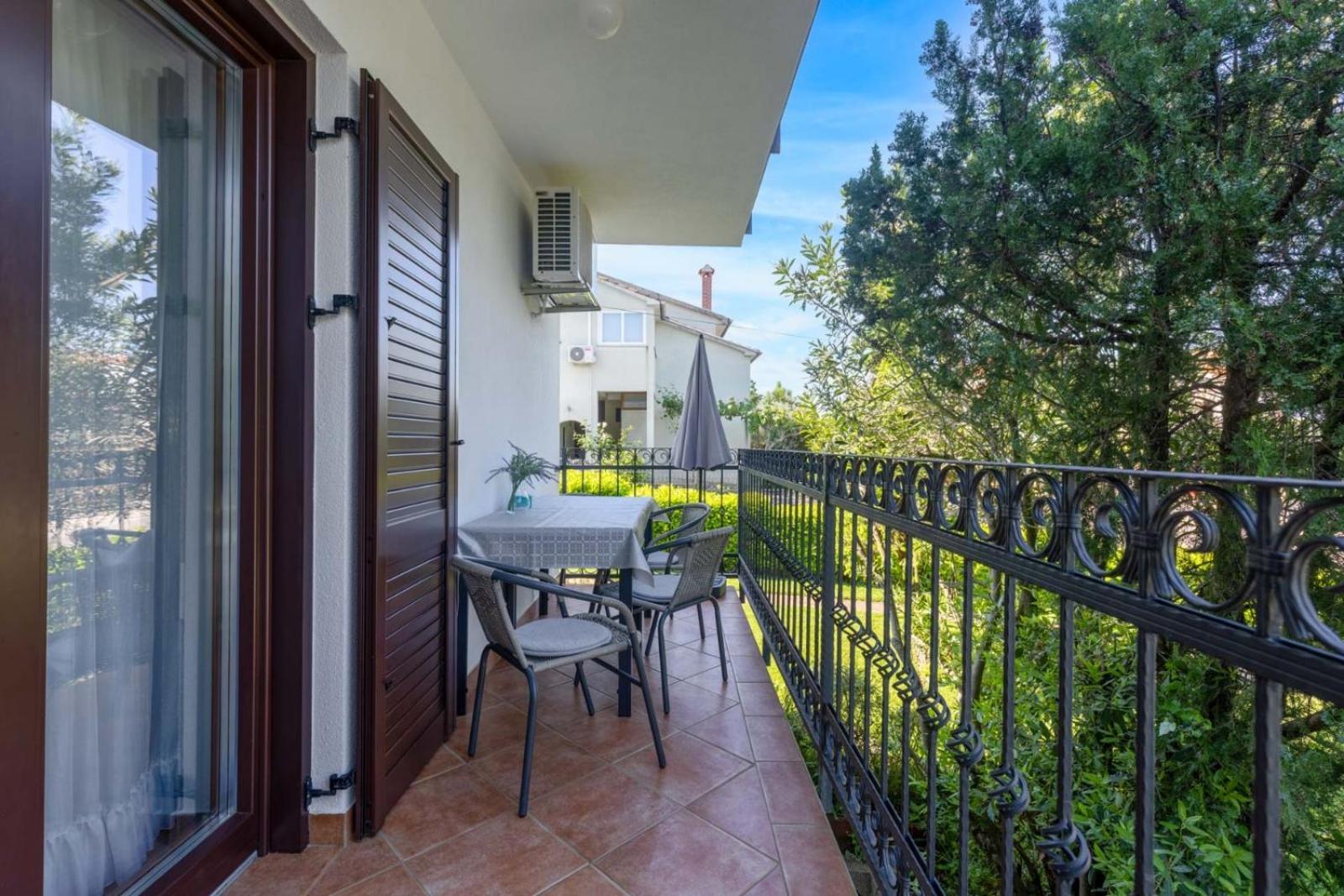 Soper - Top Location 300 M From The Sea Пореч Екстериор снимка