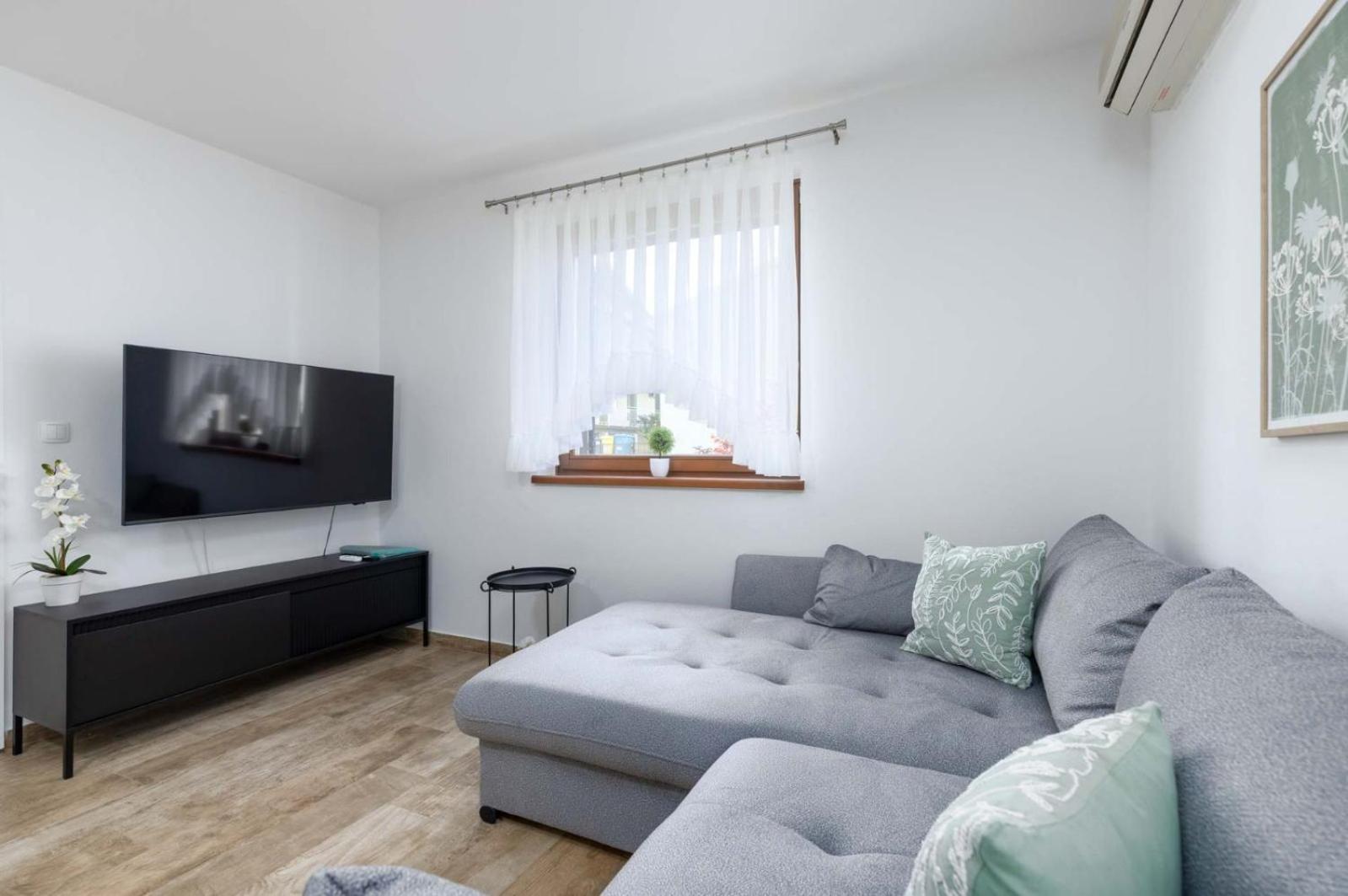 Soper - Top Location 300 M From The Sea Пореч Екстериор снимка